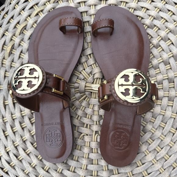 Tory Burch Shoes - Tory Burch Toe Ring Sandal Women’s Flop Sz 6 Brown Leather